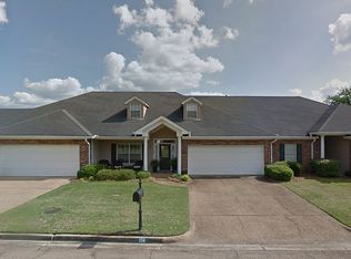156 Springtree Dr, Brandon, MS 39042