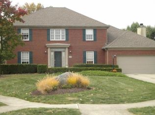 4641 Huntwicke Dr, Hilliard, OH 43026