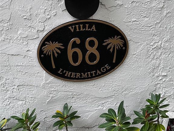 2nd image of 2000 S Bayshore Dr APT 68