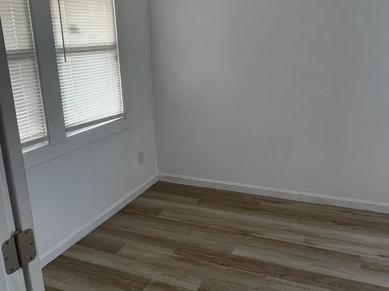 8816 E St — Photo 3