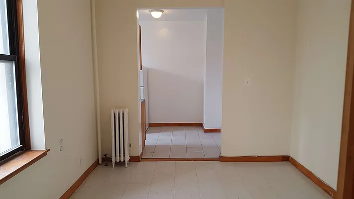 Rented by MCR Realty | media 19