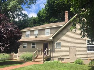 536 W Swamp Rd, Doylestown, PA 18901