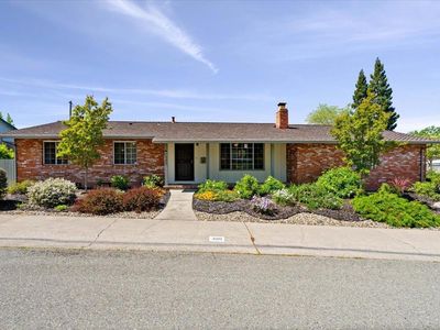 300 James Dr, Roseville, CA, 95678