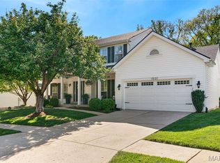 1531 Winter Chase Dr, Fenton, MO 63026