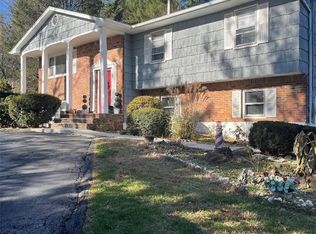 20 Germonds Rd, New City, NY 10956