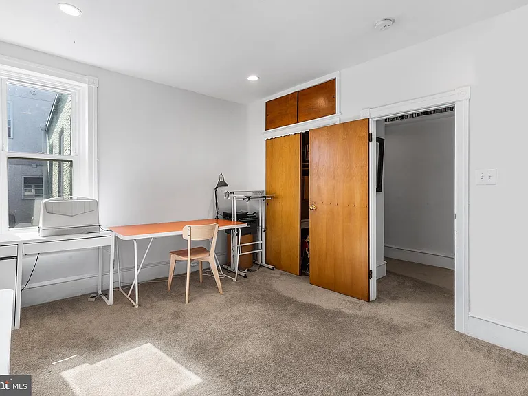 1513 E Moyamensing Ave — Photo 19