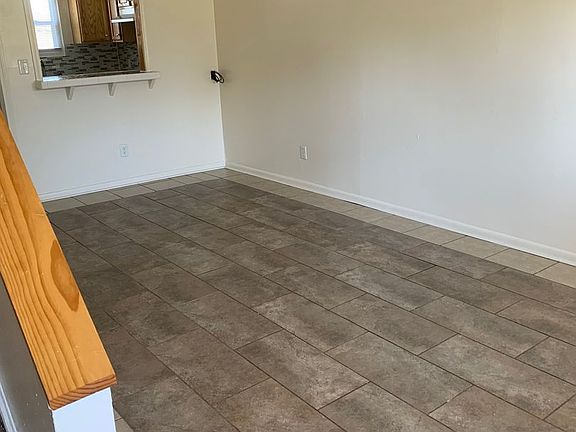 3rd image of 940 Runyon Rd #830