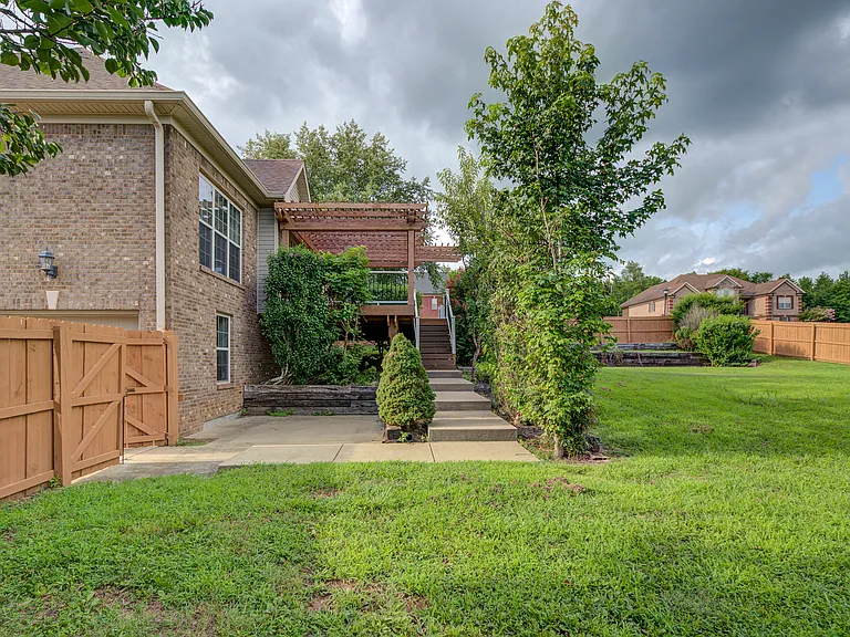 1501 Benton Park Pl — Photo 53