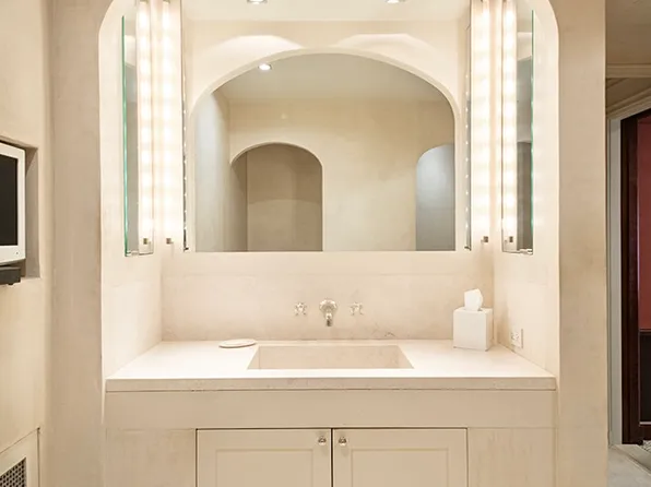 563 Park Avenue image 11 of 12