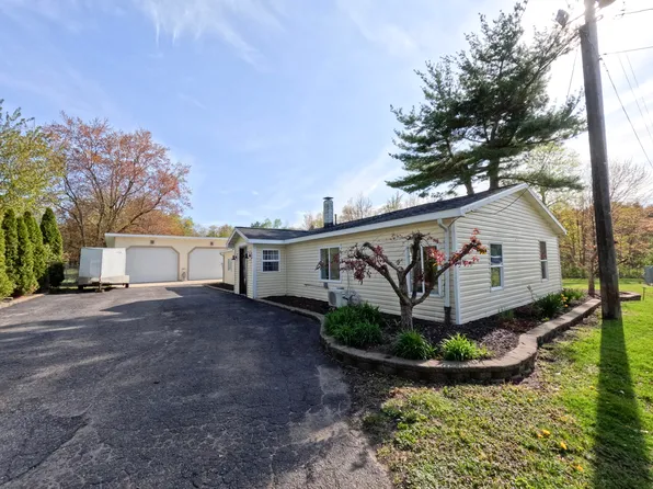 74961 24th Ave, South Haven, MI 49090