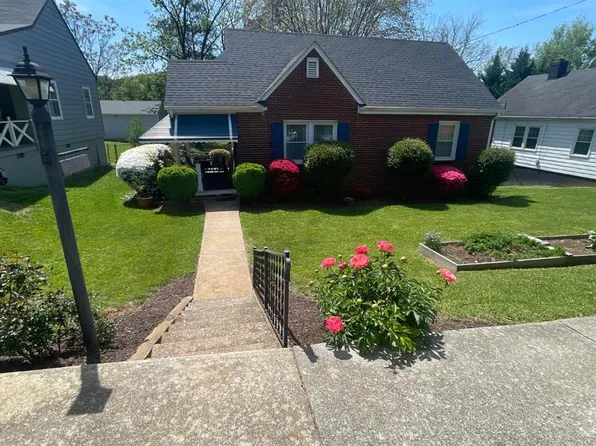 4902 Myrtle St, Lynchburg, VA 24502