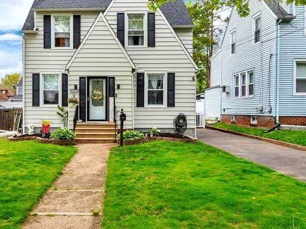 1937 Hillcrest Ave, Pennsauken, NJ 08110