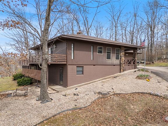 2nd image of 12 Aldridge Ln