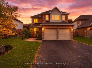 24 Shetland Dr, Hamilton, ON