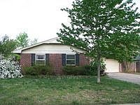 1st image of 2605 Edgewood Dr
