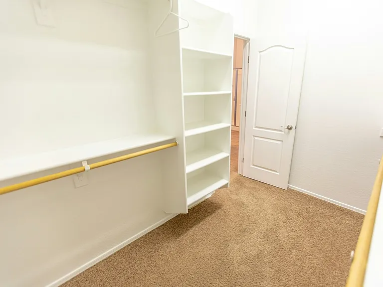 16344 N 182nd Ln — Photo 39