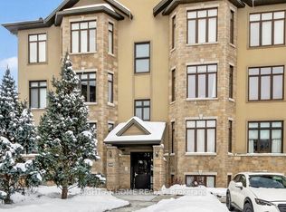 30 Prestige Cir #6, Ottawa, ON K4A0W9