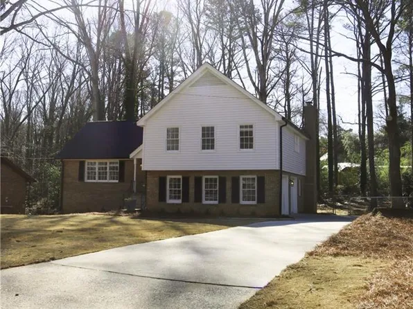 1519 Rangewood Dr SW, Lilburn, GA 30047