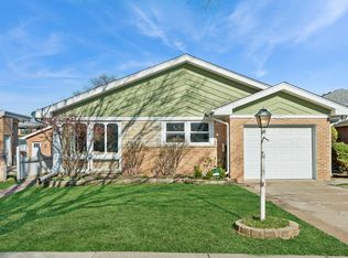 (Undisclosed Address), Lincolnwood, IL