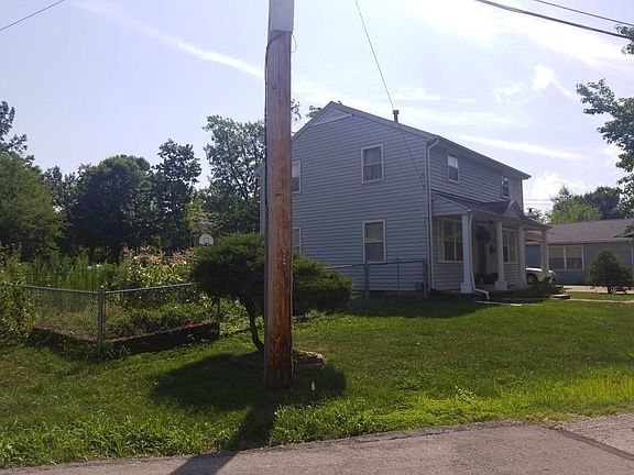 2nd image of 436 W Walsh St