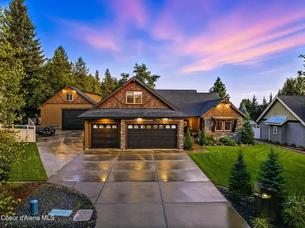1122 E Maroon Creek Dr, Hayden Lake, ID 83835