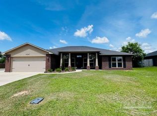 5643 Flume Dr, Pace, FL 32571