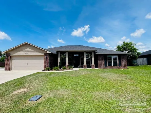5643 Flume Dr, Pace, FL 32571