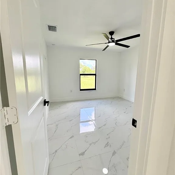 670 Chemstrand St E — Photo 27
