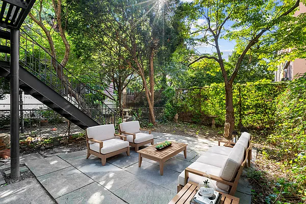 Rented by Corcoran | media 6