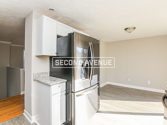 3rd image of 402 Lehigh Dr