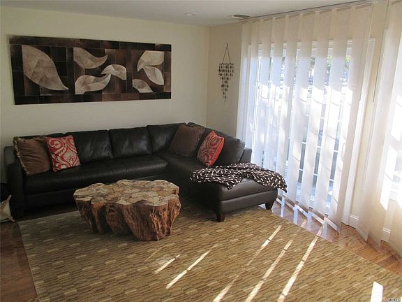 5th image of 723 Carman Ave APT 7