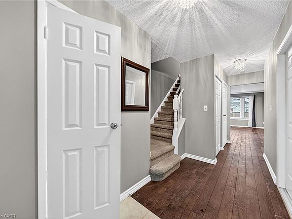 4th image of 860 Rymal Rd E #48