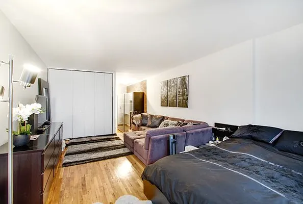 Rented by Compass | media 5