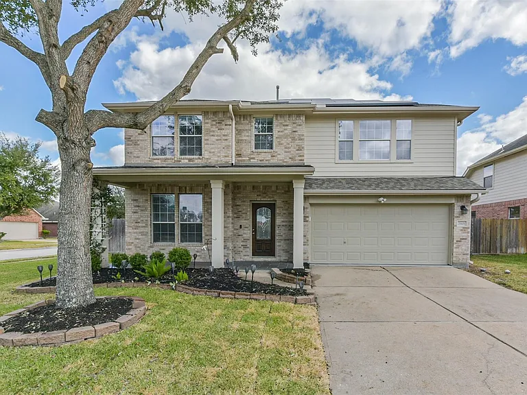 2601 Hewn Rock Way — Photo 38
