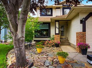 311 Douglasbank Grn SE, Calgary, AB T2Z 1V7