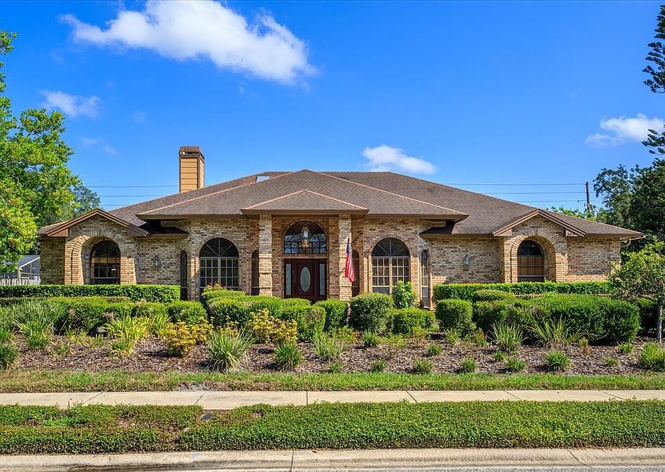 1st image of 353 FOREST PARK CIRCLE
