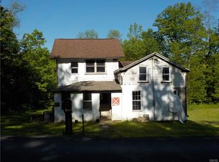 6219 E Port Bay Rd, Wolcott, NY 14590