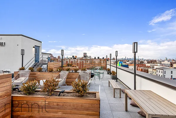 Rented by Rennit Inc. | media 45