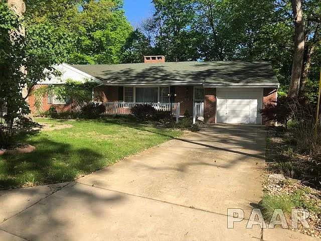 1723 E Maple Ridge Dr photo 1