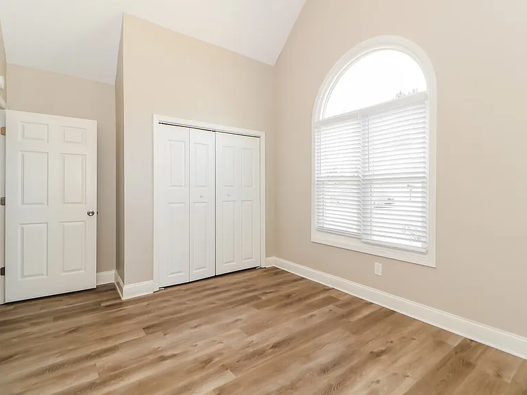 2950 Northcliff Dr — Photo 16