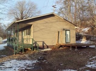 1004 Old North Rd, Lenoir, NC 28645