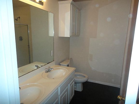 5th image of 12906 Schiller Park Ln