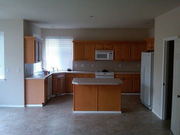 2nd image of 13434 SW 122nd Ave