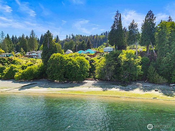 3rd image of 3231 Paradise Bay Road