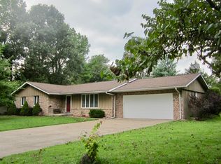 119 Shari Ln, Murphysboro, IL 62966