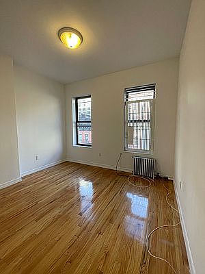3rd image of 410 W 56th St APT 5B
