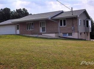 12078 Cottingham Rd, Peosta, IA 52068