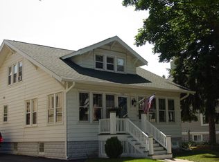 105 S Highland Ave, Arlington Heights, IL 60005