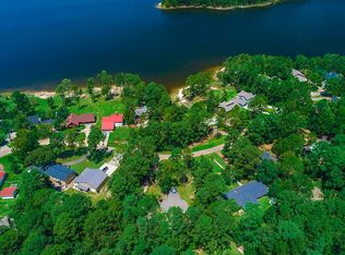 862 Lakeshore Dr, Brookeland, TX 75931