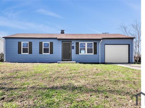 60 E Adams Dr